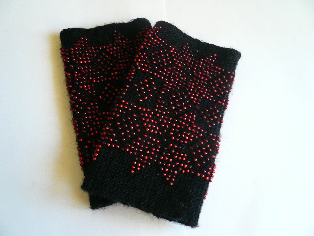 GP-247 Wrist with seed beads