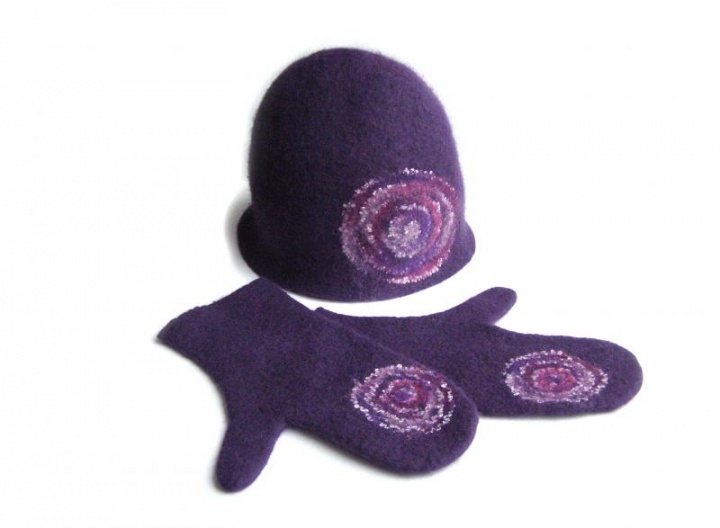 Felted Hat and gloves