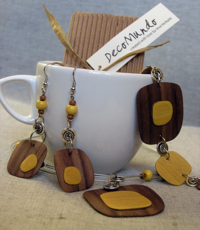 Sunday breakfast neck necklace picture no. 3