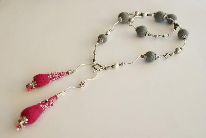 Beads " Grey & amp; Pink " picture no. 2