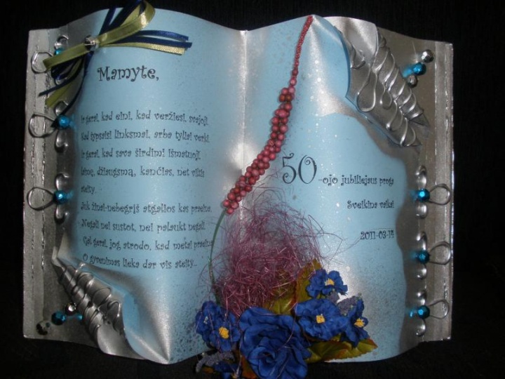 festive greeting cards-book