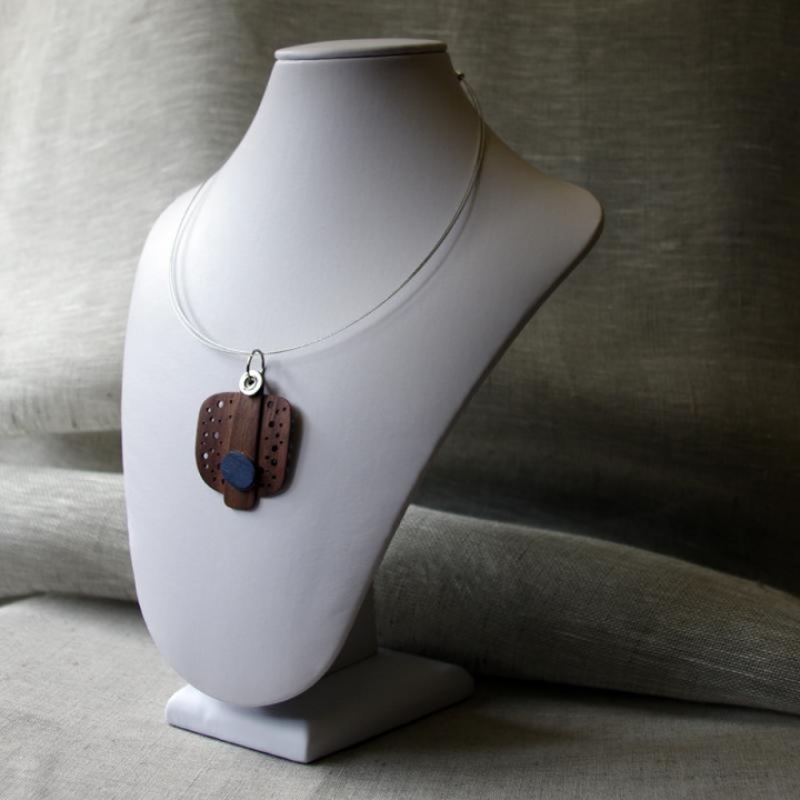 Chocolate with blueberries - pendant picture no. 2