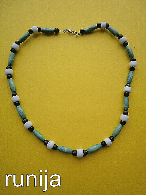 001vyr.Masculine necklace.