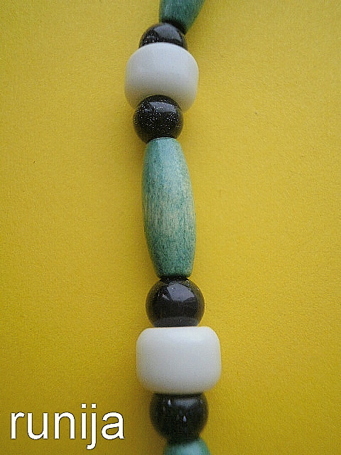 001vyr.Masculine necklace. picture no. 2