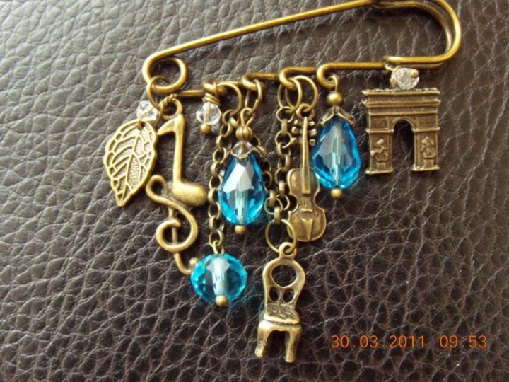 " Arc de Triomphe " named brooch picture no. 2
