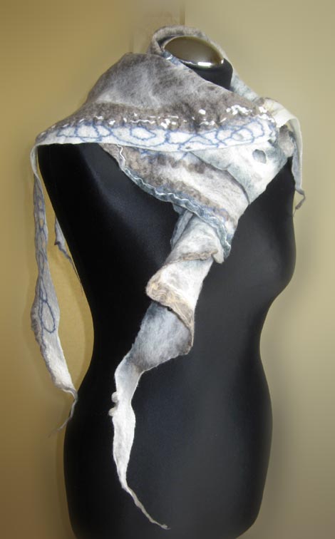 A very different type of scarf picture no. 3