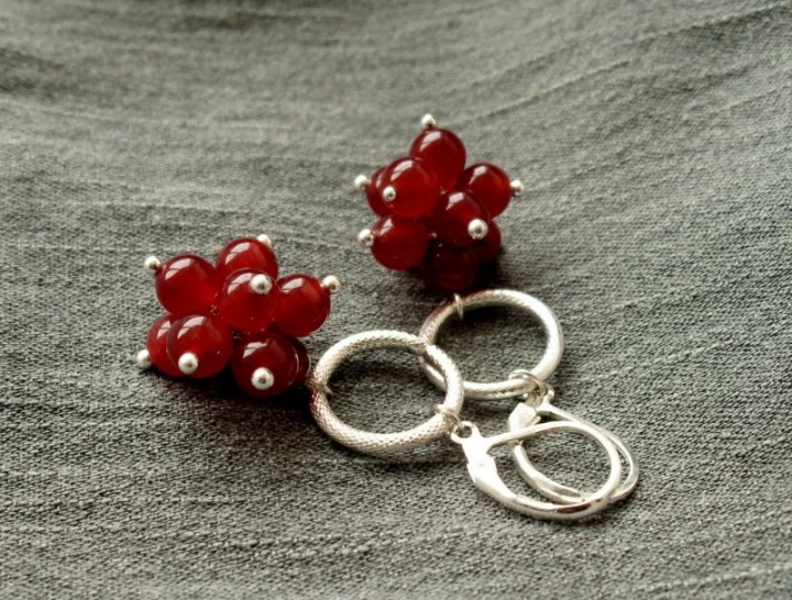 Earrings serbentukai