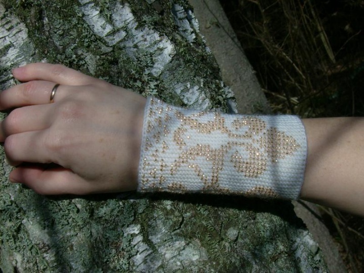 White Wristlet