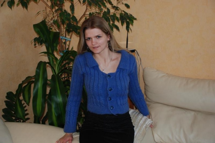 blue sweater women