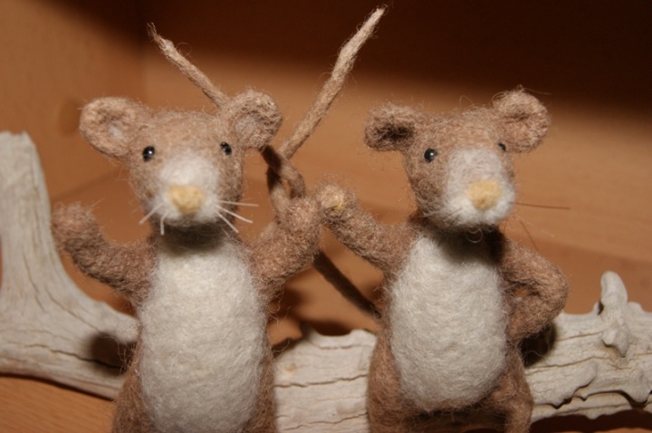 Two mice picture no. 3