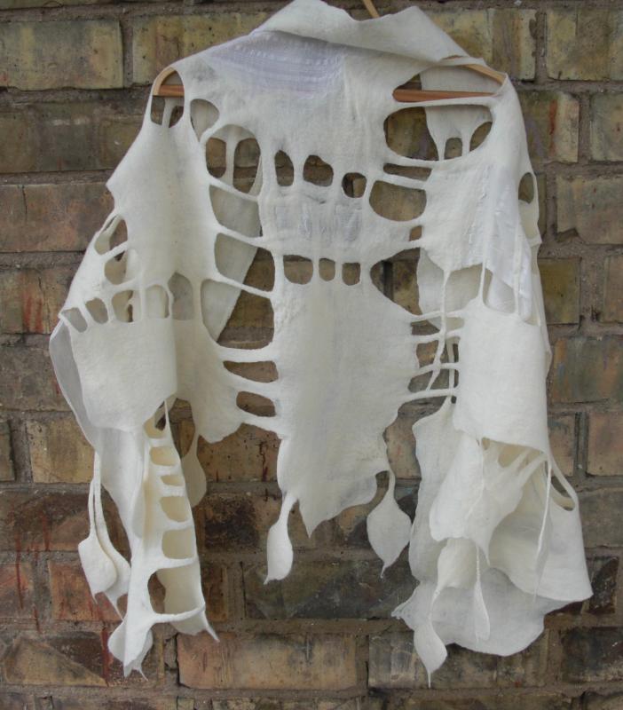 White party with silk picture no. 3
