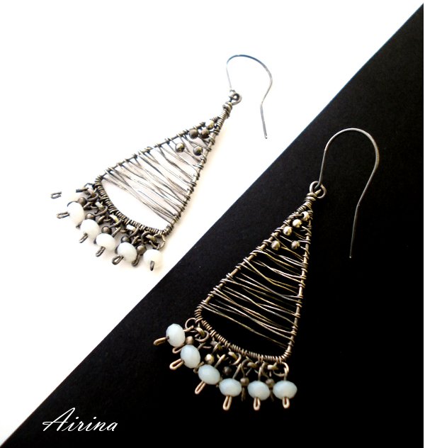 Wire Wrap triangles picture no. 3
