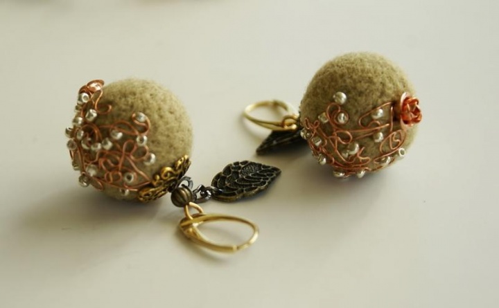 Bracelet and earrings " Apple II " picture no. 3