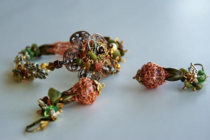 Auskarai ir apyrankė "The bouquet II "