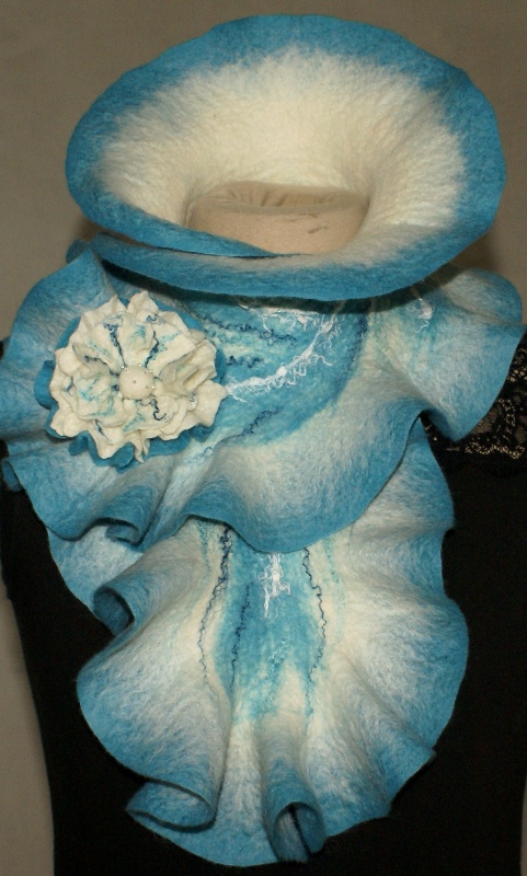 Wool scarf picture no. 2