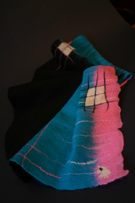 Siulaikiski scarves made of 100% wool