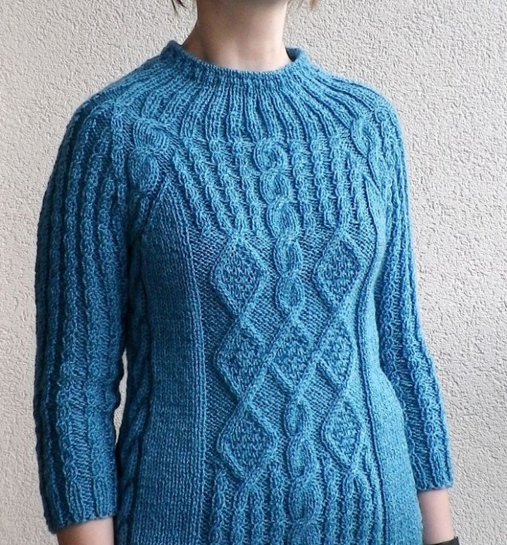 Sweater with braids