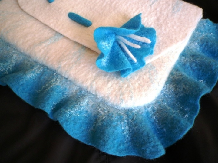 Wavy edge picture no. 2