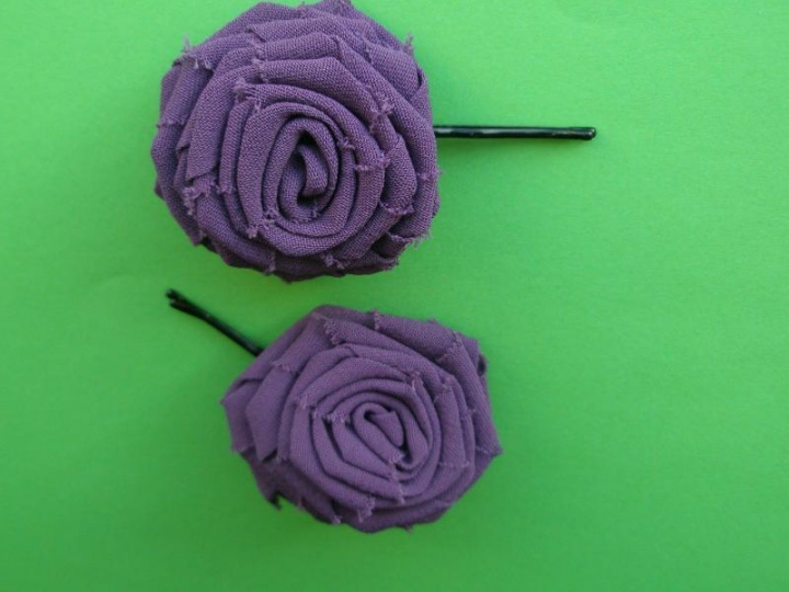 Pins in your hair picture no. 3