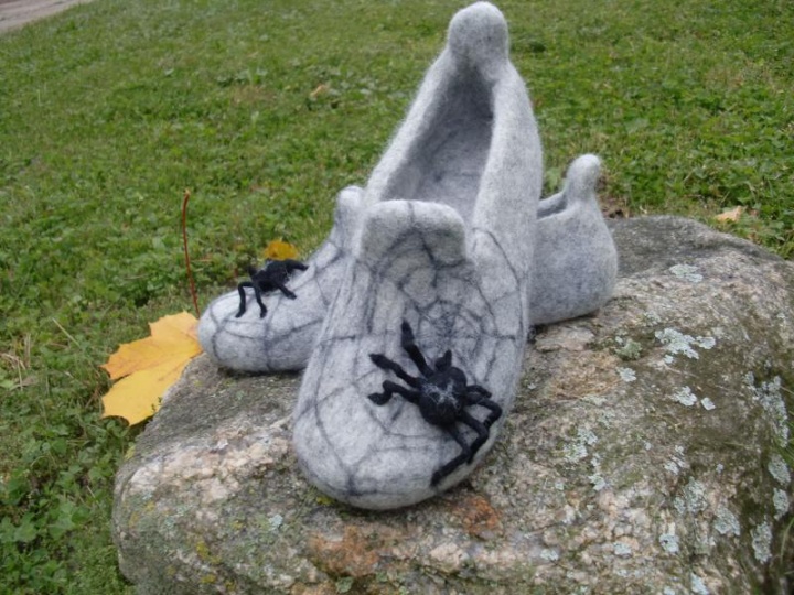 Feminine slippers picture no. 3