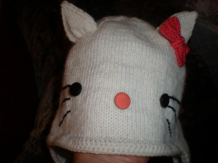Hello Kitty kepurytė