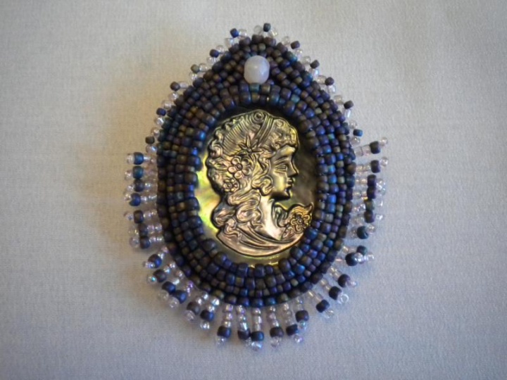 Cameo Girl