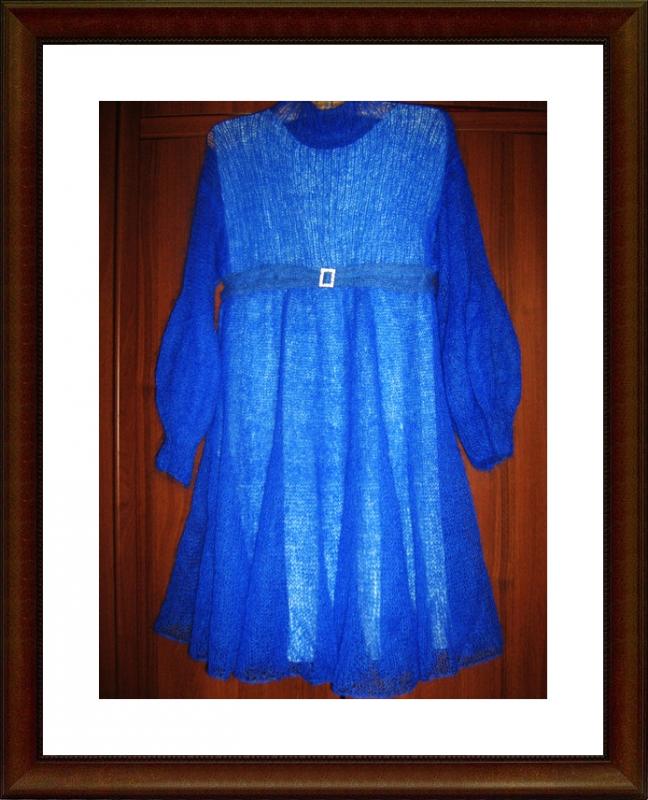 Blue dress