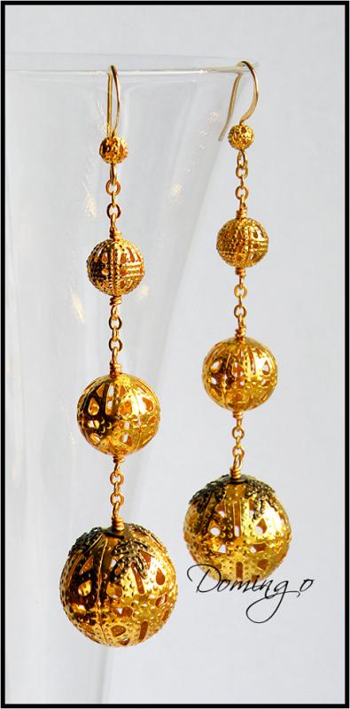 No earrings. 309 picture no. 2