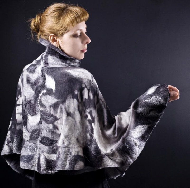Country " Batik " (gray) picture no. 2