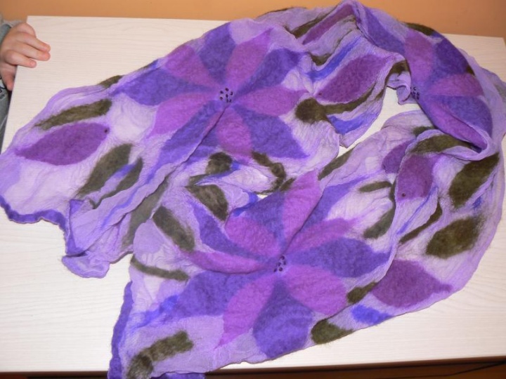 violet scarf