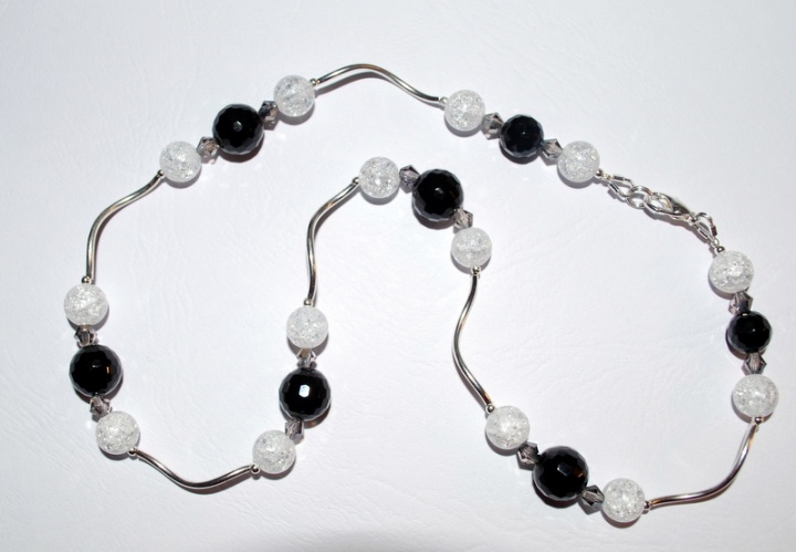 Necklace picture no. 2
