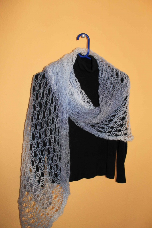 Knitted Shawls picture no. 2