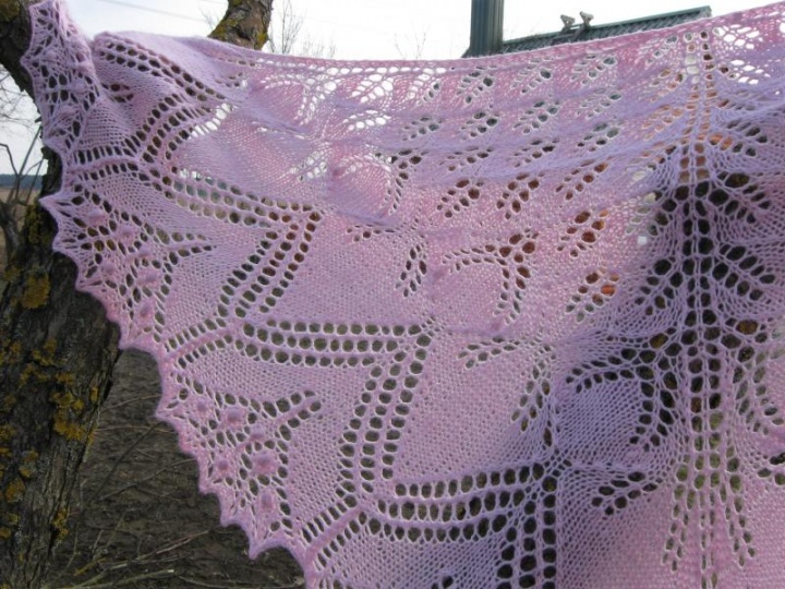 Pink scarf picture no. 2