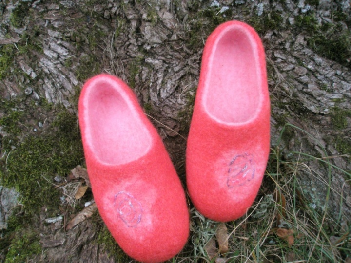 kuklios rožinės