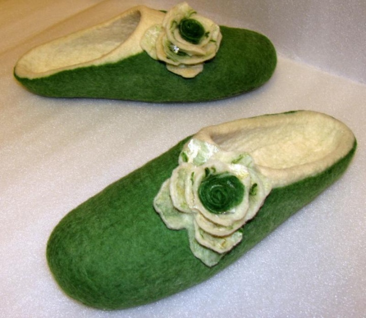 Green with Rose picture no. 2