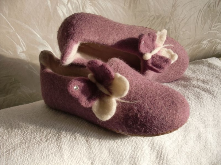 Girl slippers picture no. 3