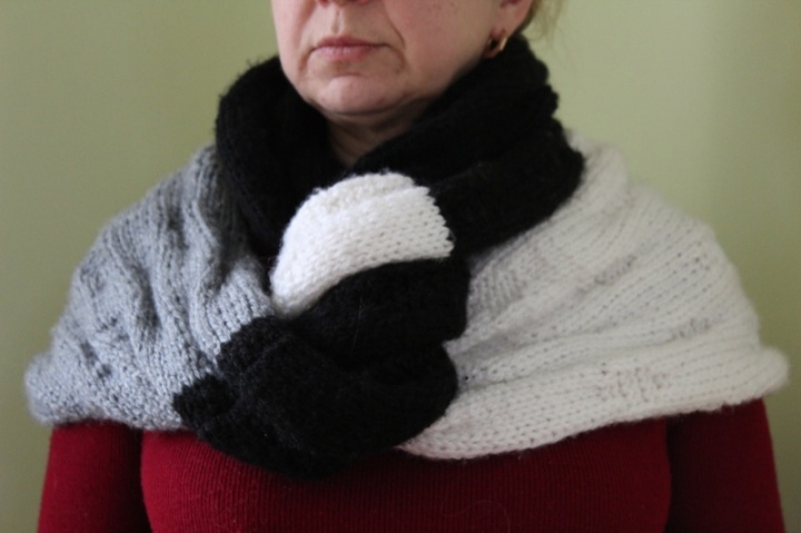 Scarf-head hood