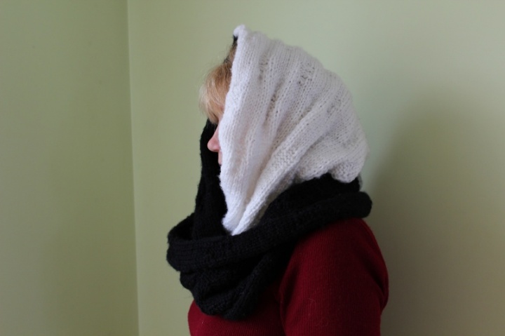 Scarf-head hood picture no. 2