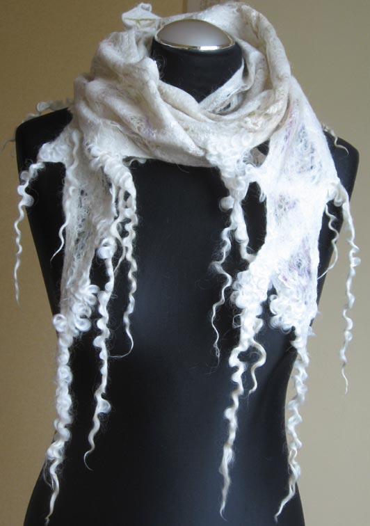 White Curly picture no. 3