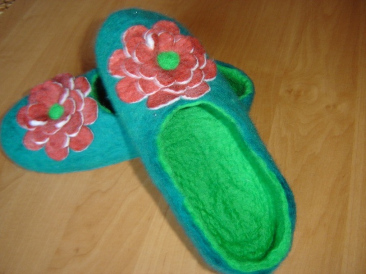 green with serrated gelyte