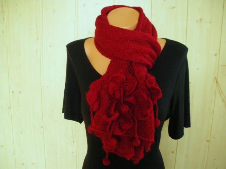 Dark red party