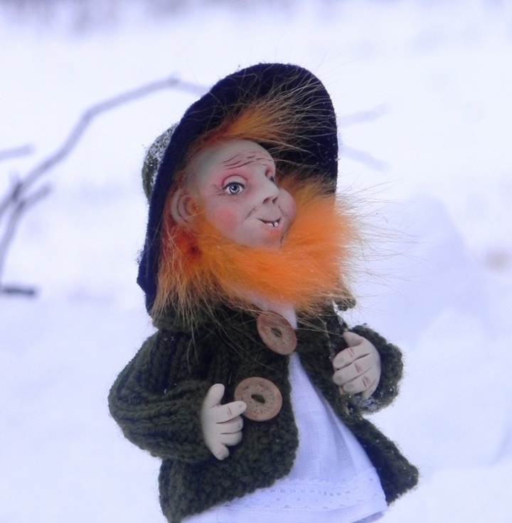Dwarf traveler picture no. 2