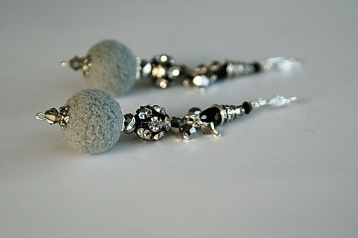 " Grey & amp; Black II "