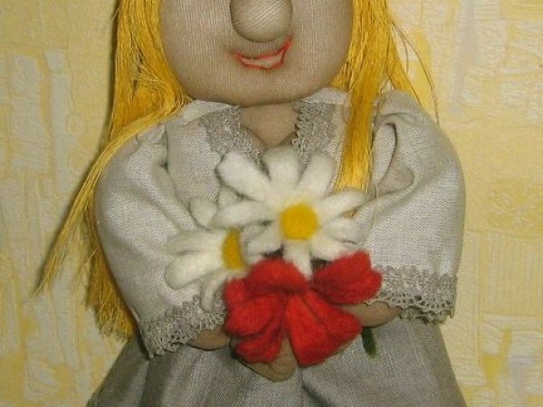 Lele with flowers - Dolls & toys