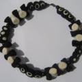 Black and white - Necklaces - felting