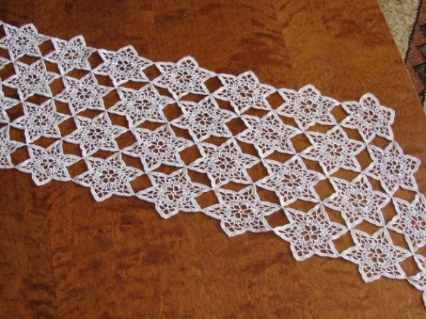 Track - Tablecloths & napkins