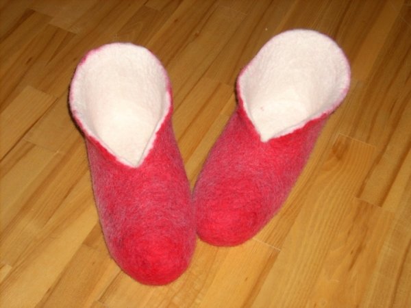 Tapukai " Berto Luci " (Pendant) - Shoes & slippers