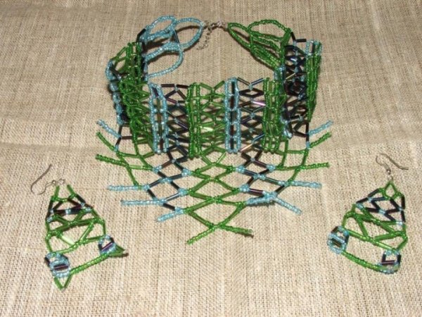 Set the water shades. Necklaces and earrings pauošalas - Kits