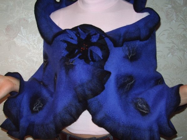 Zita - Wraps & cloaks
