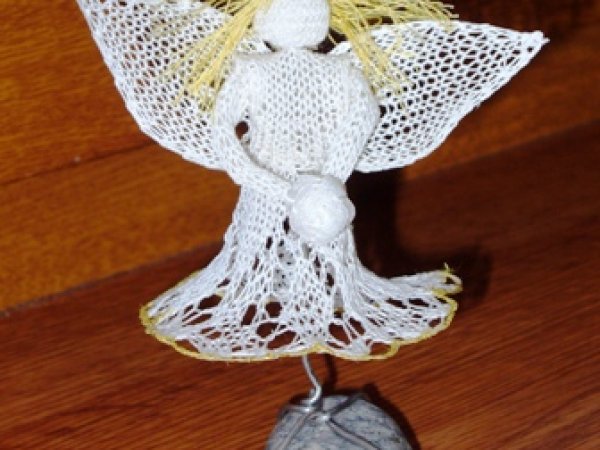 in accordance with the angel flower - Knittings for interior